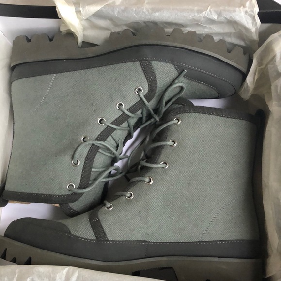 J Crew New Women's Gwen Canvas Lace-Up Lug-Sole Slate Green Boot Size 7 - Picture 6 of 9